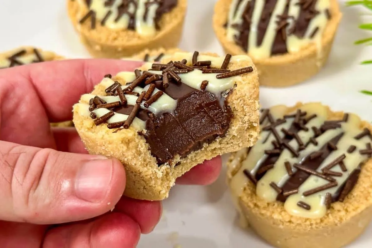 Sobremesa de chocolate rápida fácil e irresistível de prepar