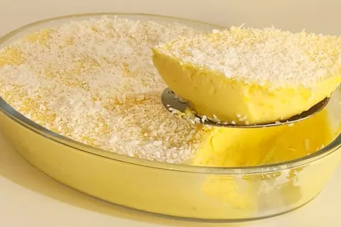 Sobremesa de creme de leite com gelatina que é só bater tudo