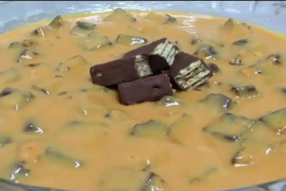 Sobremesa de doce de leite deliciosa feita com apenas três i