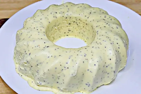 Sobremesa de maracujá cremosa e refrescante, perfeita para s
