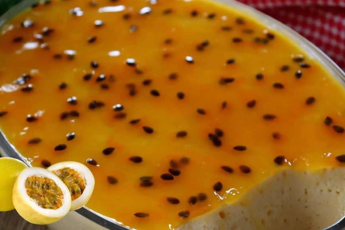 Sobremesa de maracujá cremosa refrescante e deliciosa para s