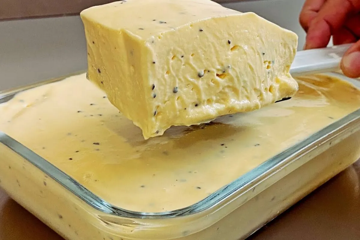 Sobremesa de maracujá simples, gelada e com gosto de quero m