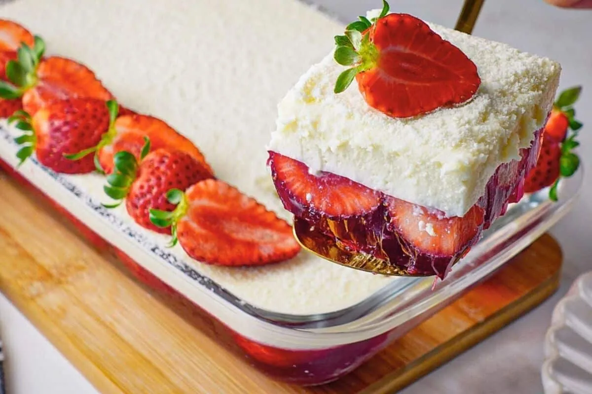 Sobremesa de morango: faça hoje, morango e Leite Ninho, sobr