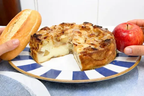 Sobremesa de pão amanhecido com maçã, que fica parecendo um 