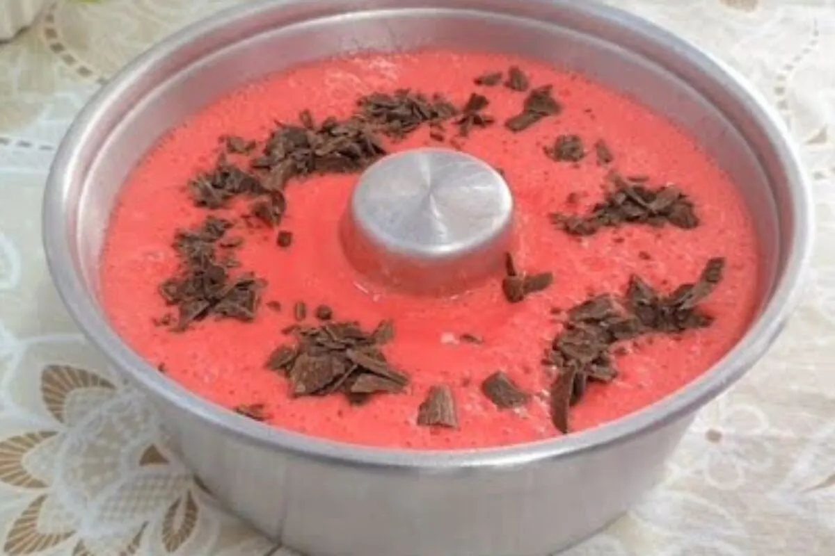 Sobremesa gelada: fácil e rápida, não vai ao fogo, o doce pe