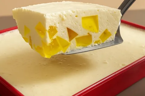 Sobremesa mosaico de abacaxi: é só bater no liquidificador e