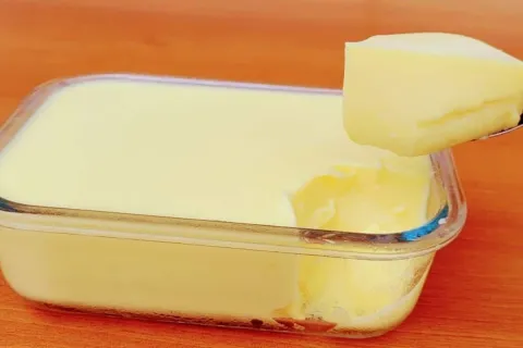 Sobremesa sem leite condensado e sem creme de leite: misturo