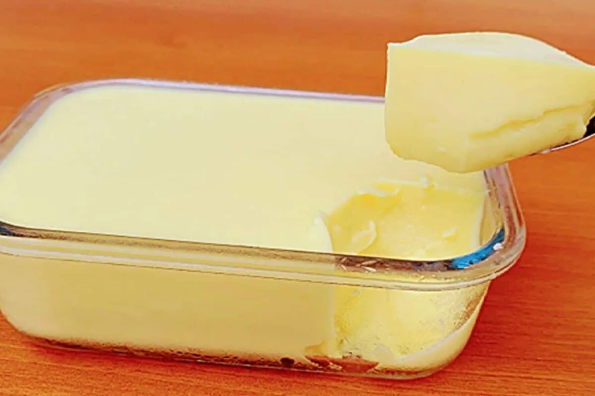 Sobremesa sem leite condensado e sem creme de leite, um doce