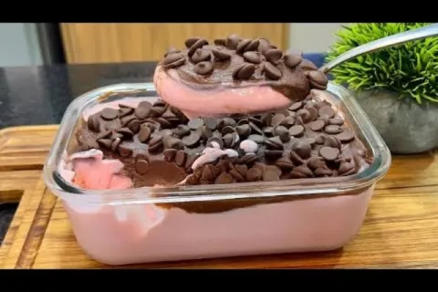 Sobremesa sensação muito barata e refrescante com uma combin