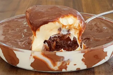 Sobremesa simples de chocolate: essa é a mais gostosa que eu