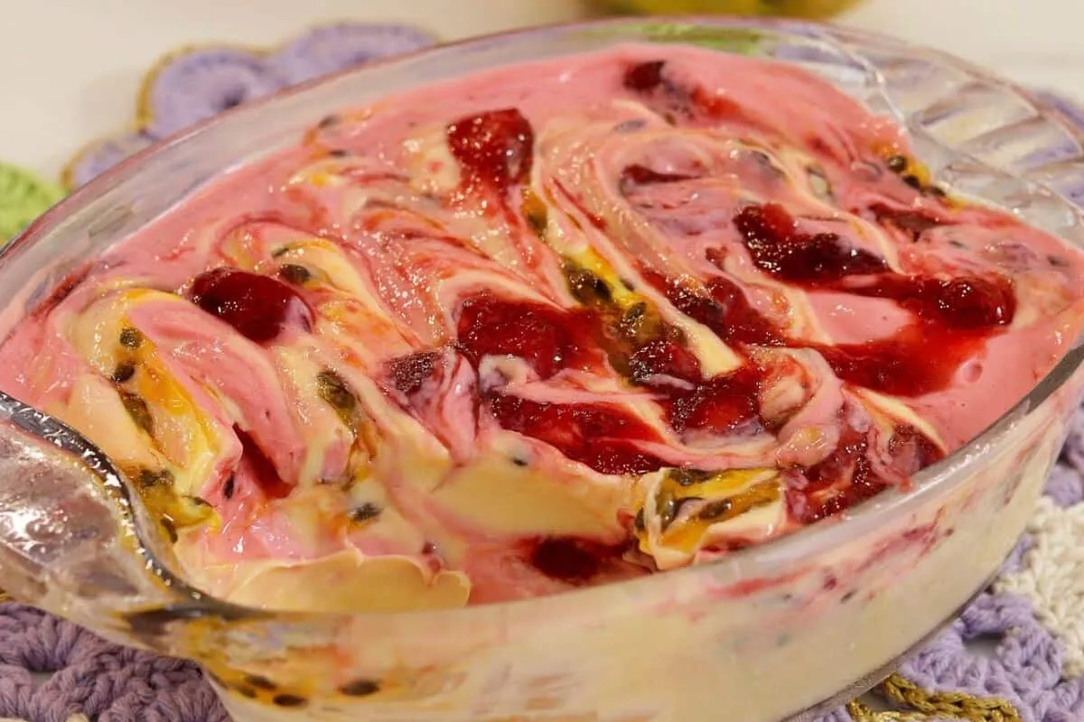 Sobremesa tropical de liquidificador, sem gelatina, super cr
