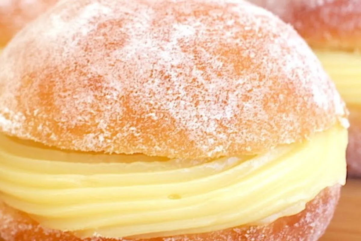 Sonho caseiro: minha receita favorita de sonho que é fácil,