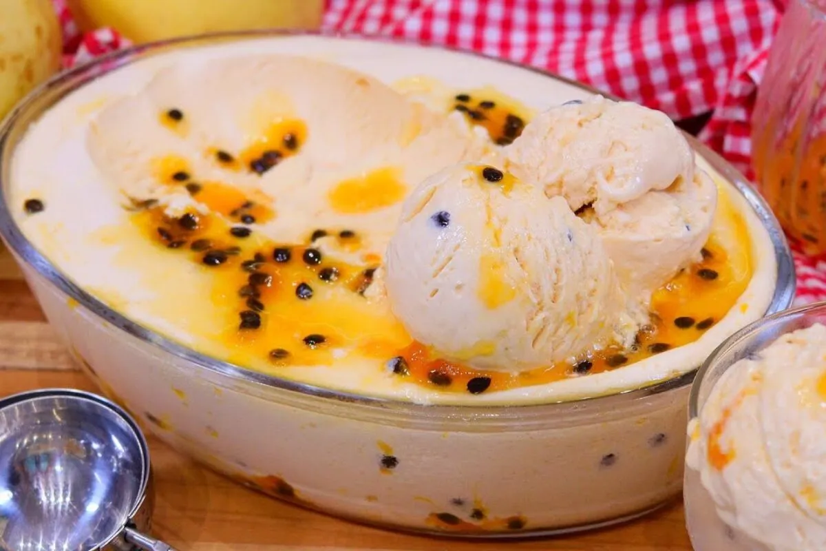 Sorvete caseiro com gelatina rende mais de 3 litros, super c