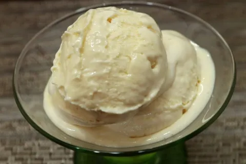 Sorvete de creme caseiro simples de fazer: a sobremesa perfe