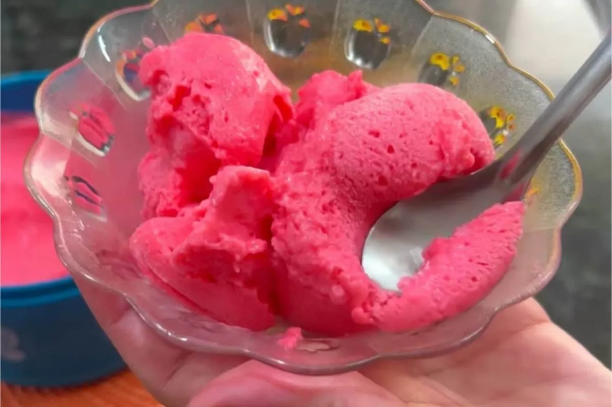 Sorvete de maria mole caseiro muito econômico que rende bast