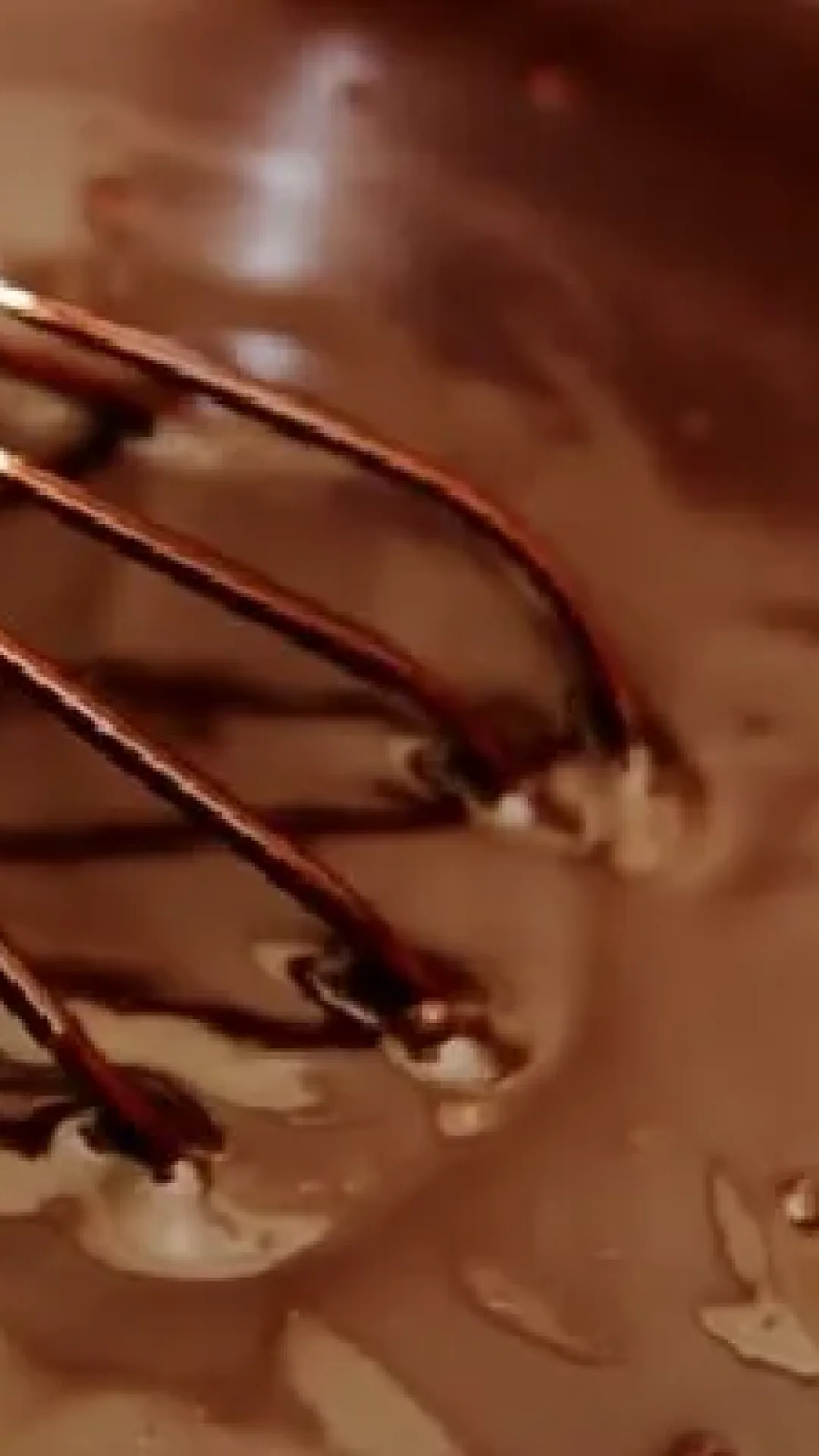 1 Creme Básico, 3 Recheios: Chocolate ao Leite, Meio Amargo e Amargo