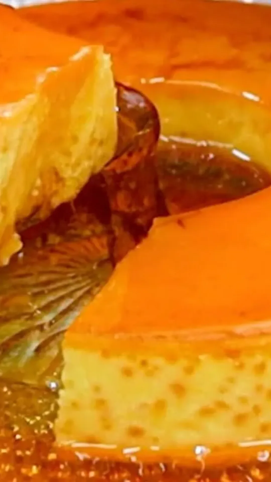 A sobremesa mais querida do natal: pudim de leite condensado delicioso e fácil de fazer