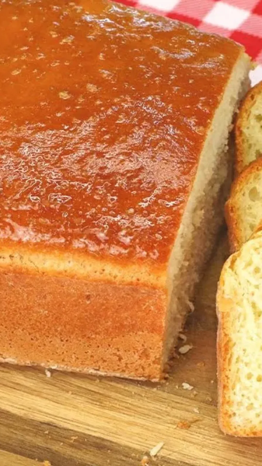 Aprenda a fazer pão caseiro sem sovar para o café da manhã