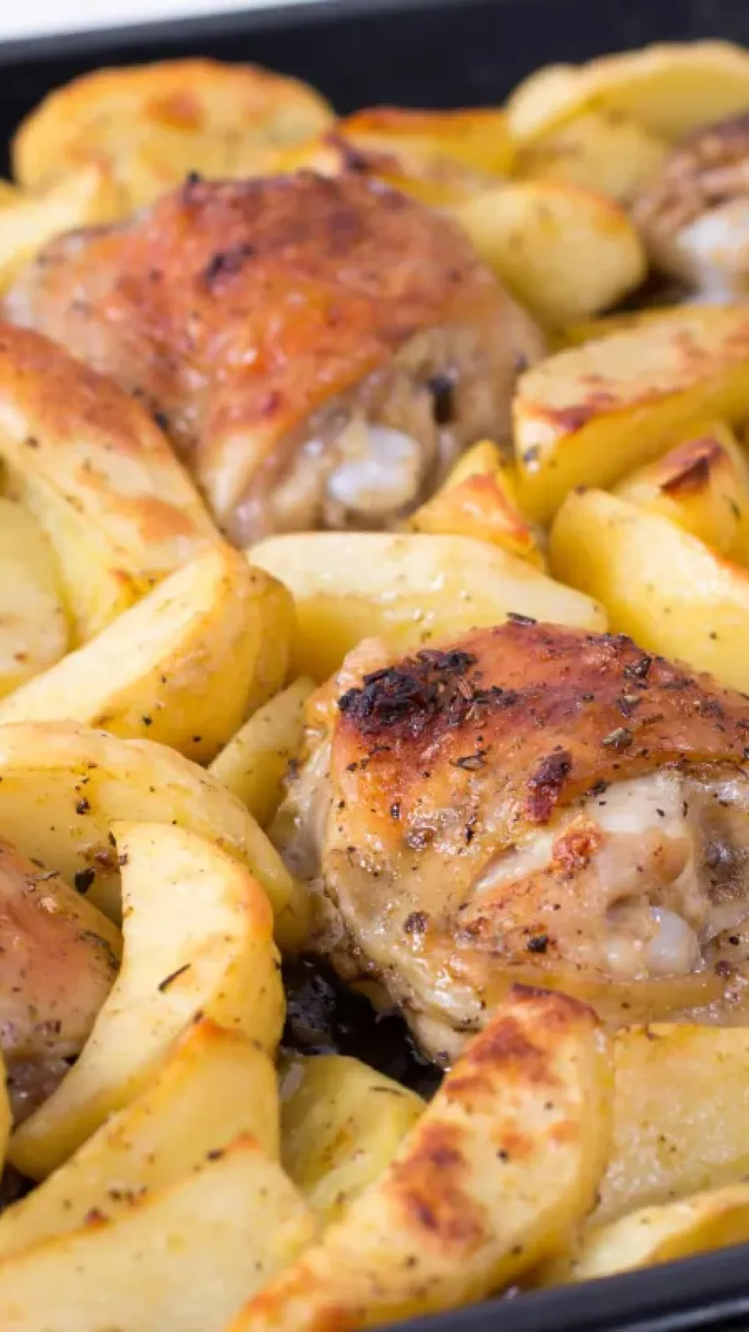 Aprenda a fazer um Frango com Batata no Forno de dar água na boca!