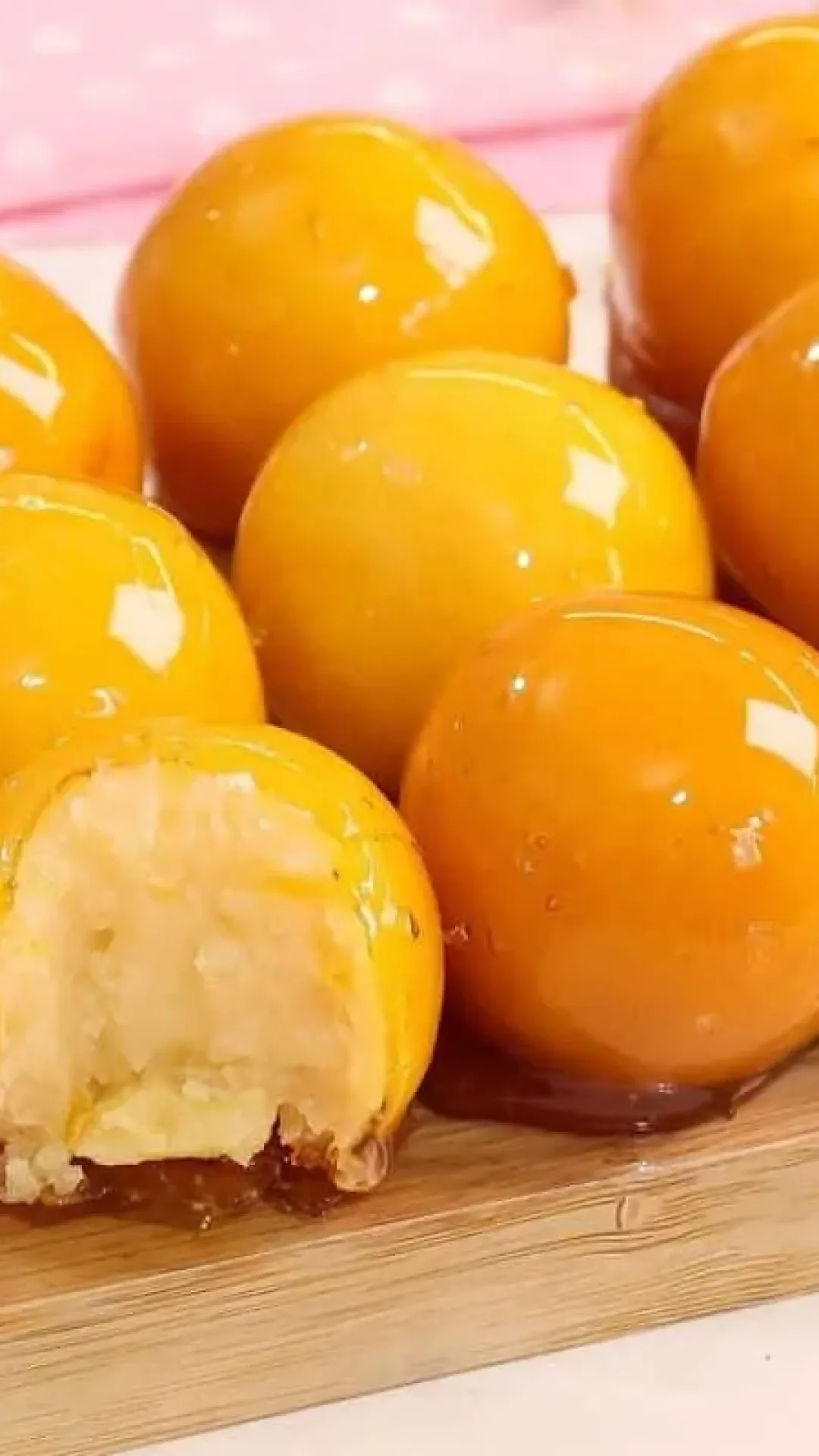 Bala baiana perfeita: não derrete e pode ficar exposta, brilhante, crocante e macia por dentro