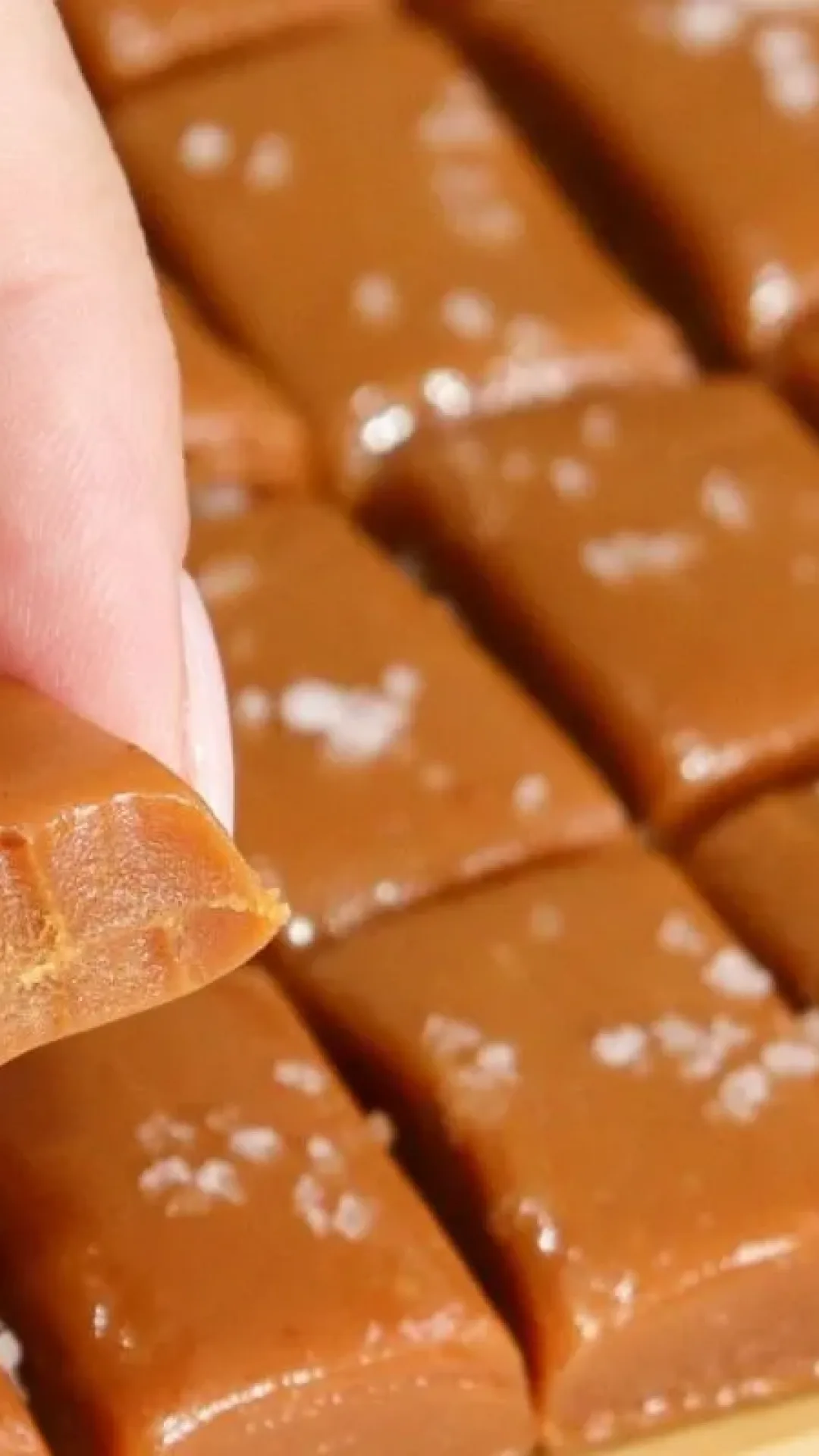 Bala de caramelo macia e cremosa que derrete e não vontade de parar de comer