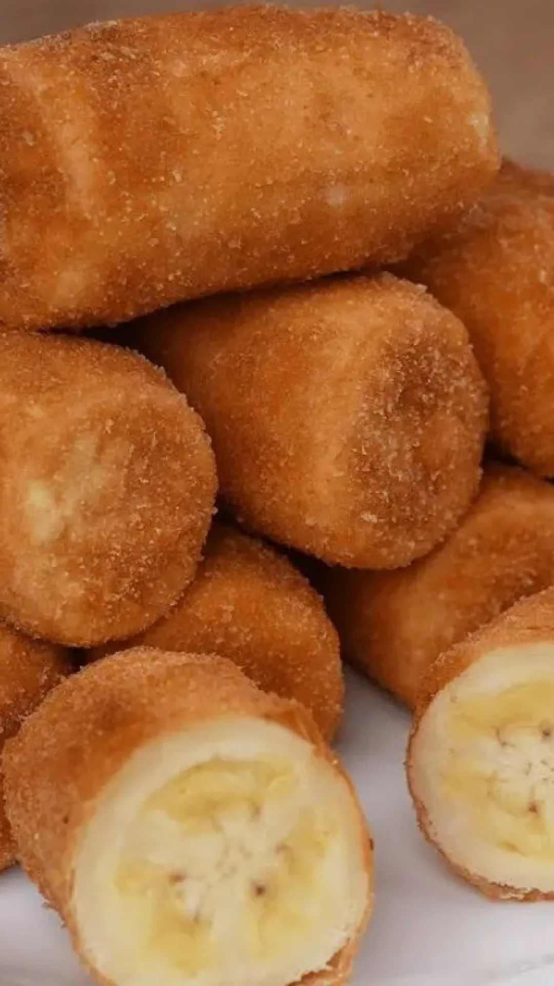Banana frita douradinha e crocante igual a dos restaurantes mais famosos