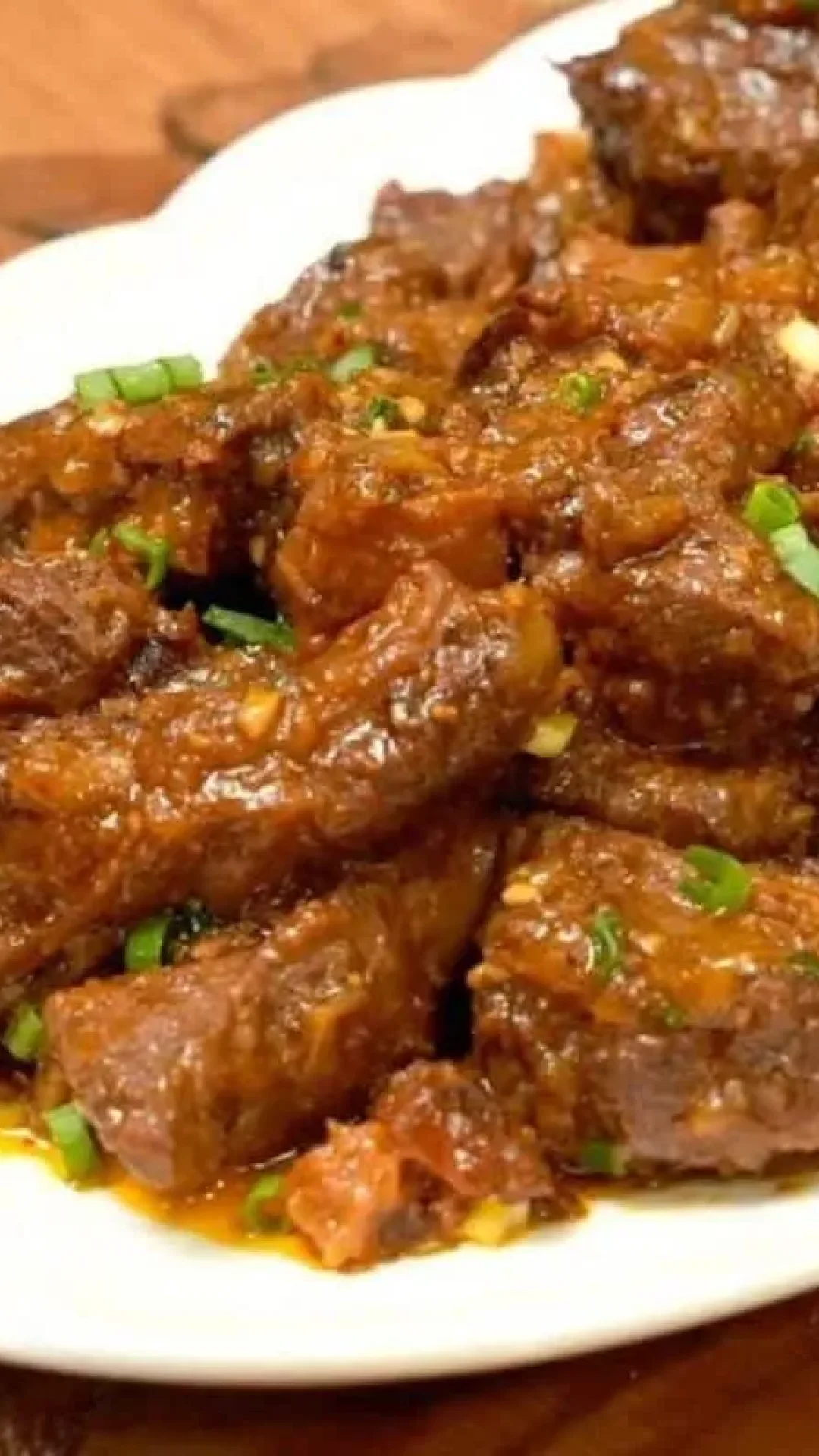 Bananinha na panela de pressão suculenta e temperada do jeito que todo mundo gosta