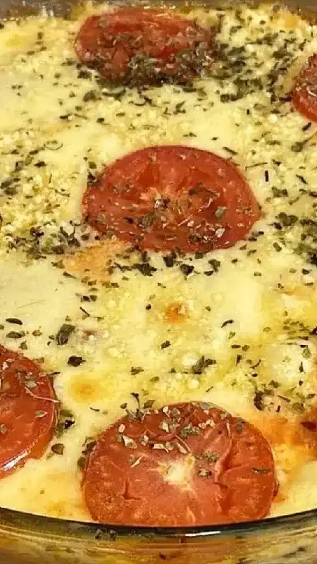 Batata gratinada no forno: a receita mais fácil e rápida de acompanhamento para servir na Ceia de Natal.