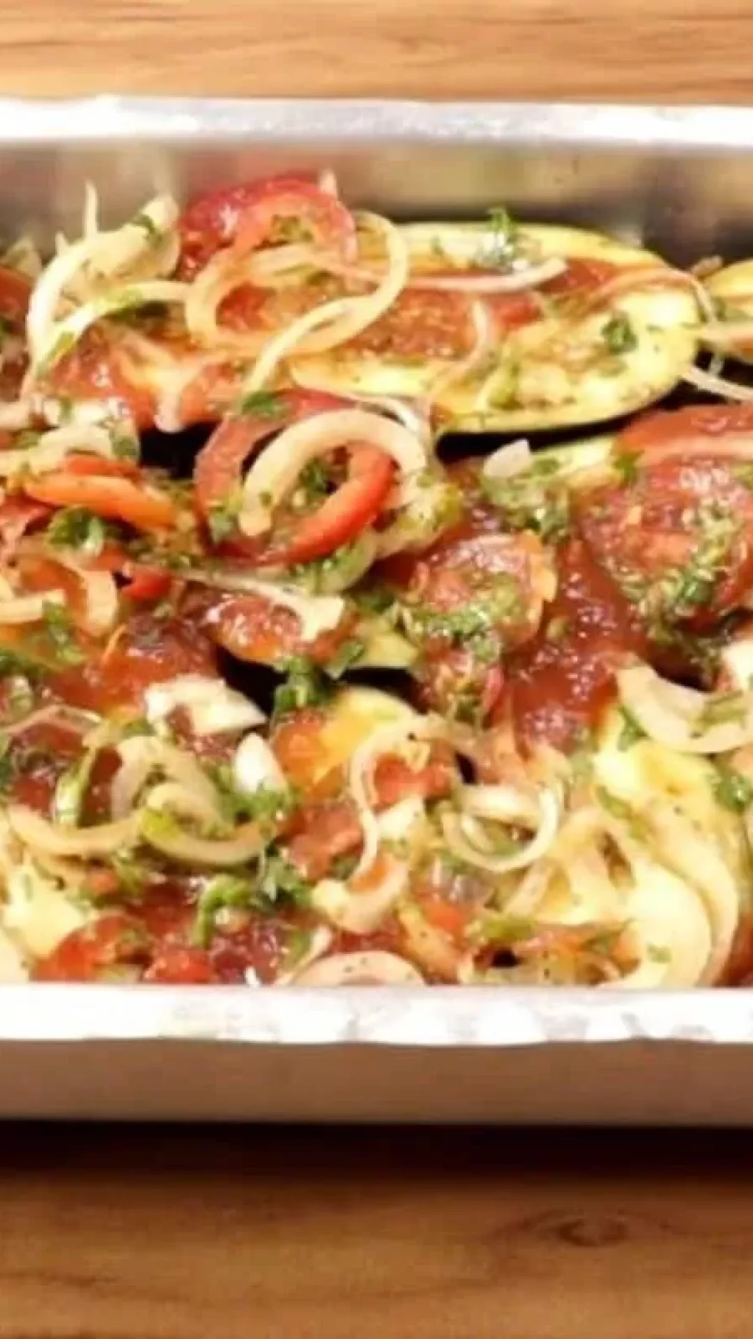 Berinjela no forno deliciosa e feita de um jeito diferente pela minha mãe para surpreender no almoço