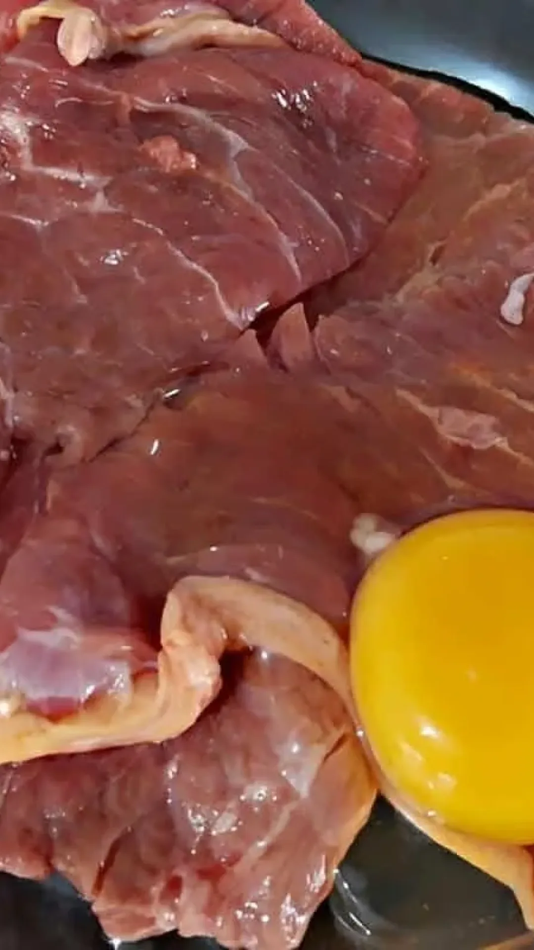 Bife à milanesa fácil empanado de um jeito que você nunca viu