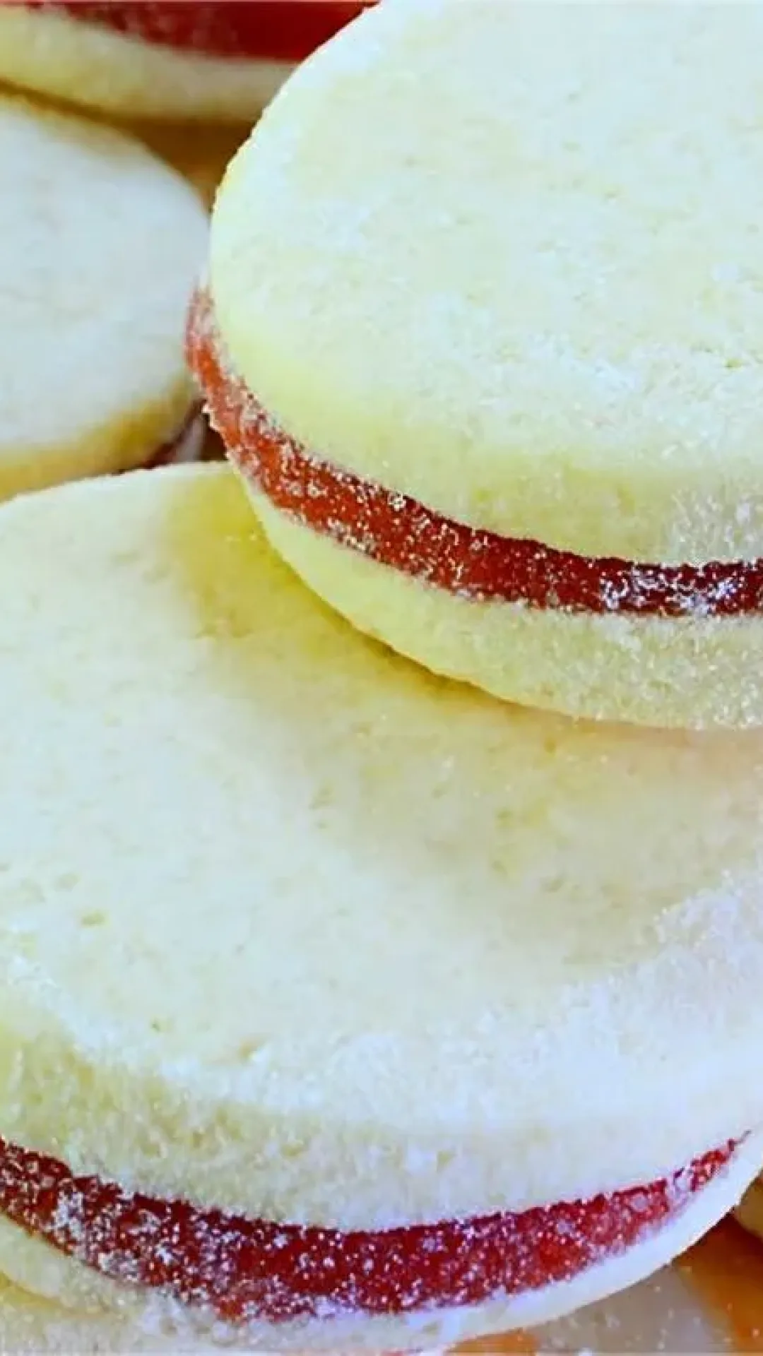 Biscoitinho amanteigado recheado que derrete na boca perfeito para a hora do café