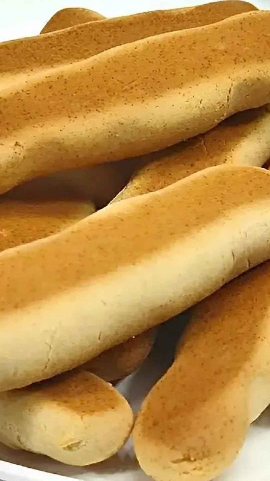 Biscoitinho caseiro delicioso feito com apenas 2 ingredientes
