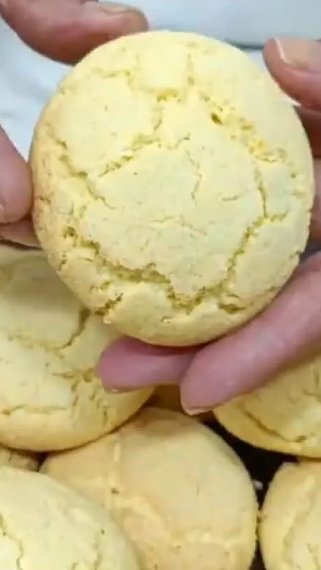 Biscoitinhos de fubá e polvilho azedo, uma ótima opção para acompanhar um café fresquinho