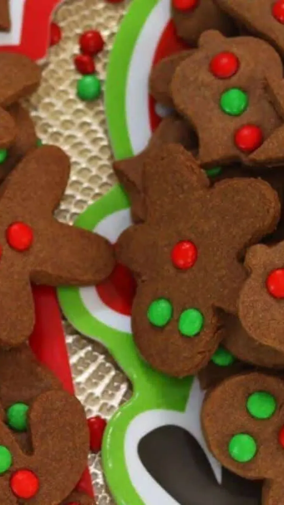 Biscoitinhos natalinos de chocolate fácil de fazer e vai ser o maior sucesso na sua casa