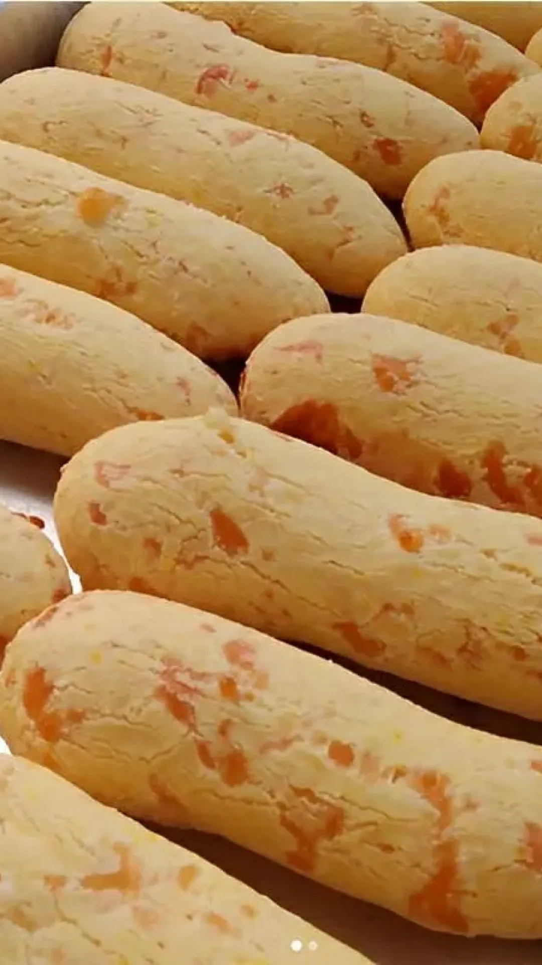 Biscoito de polvilho com queijo receita mineira legítima para servir no lanche ou café