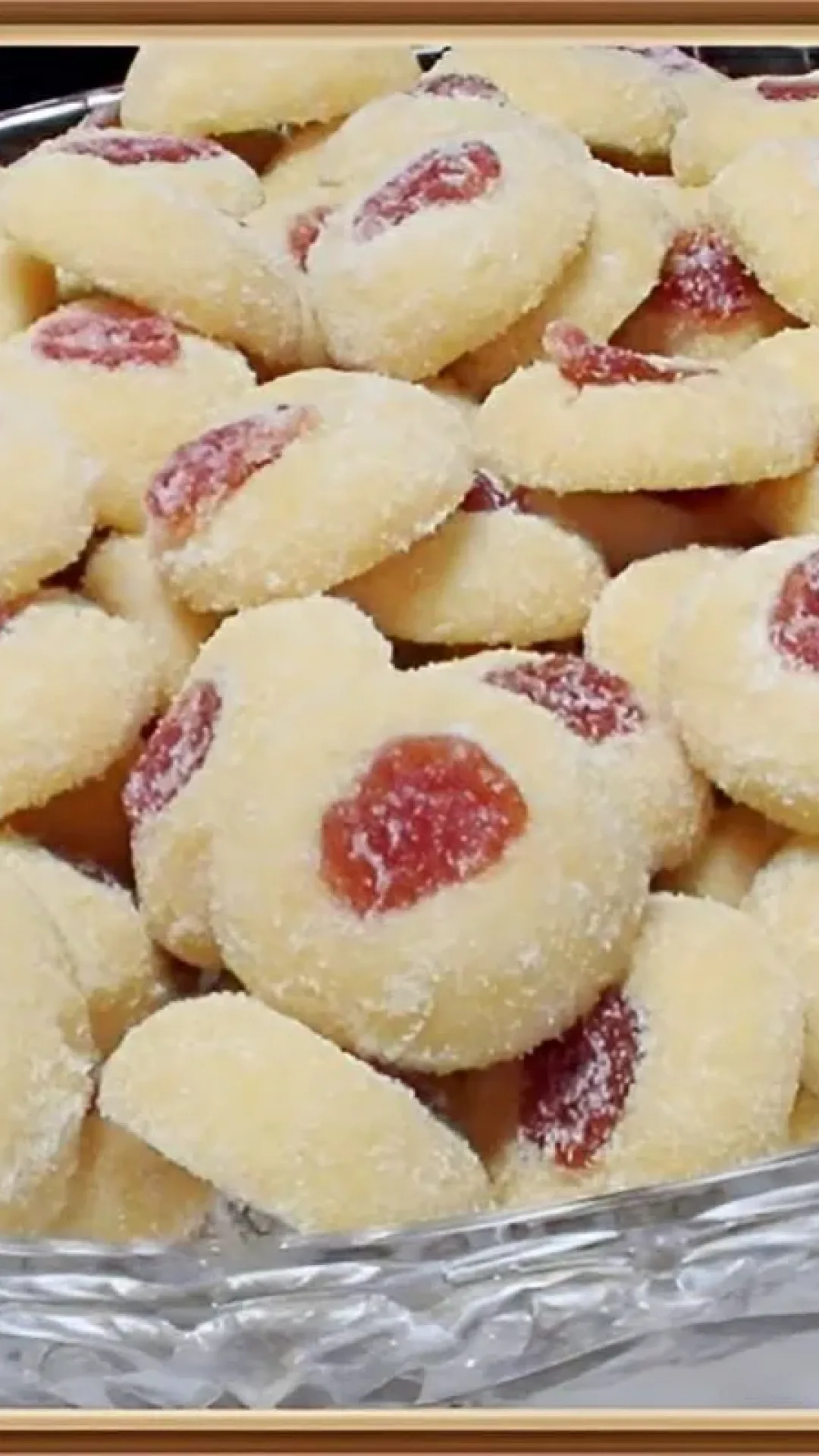 Bolachinha amanteigada de confeitaria que derrete na boca e é muito fácil de fazer