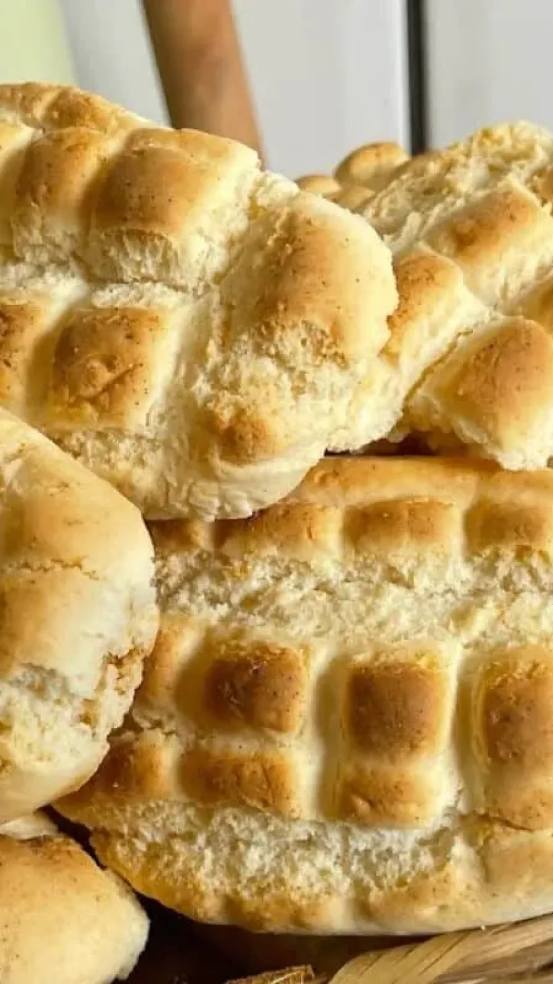 Bolachinha de leite condensado que derrete na boca e é perfeita para acompanhar um cafezinho