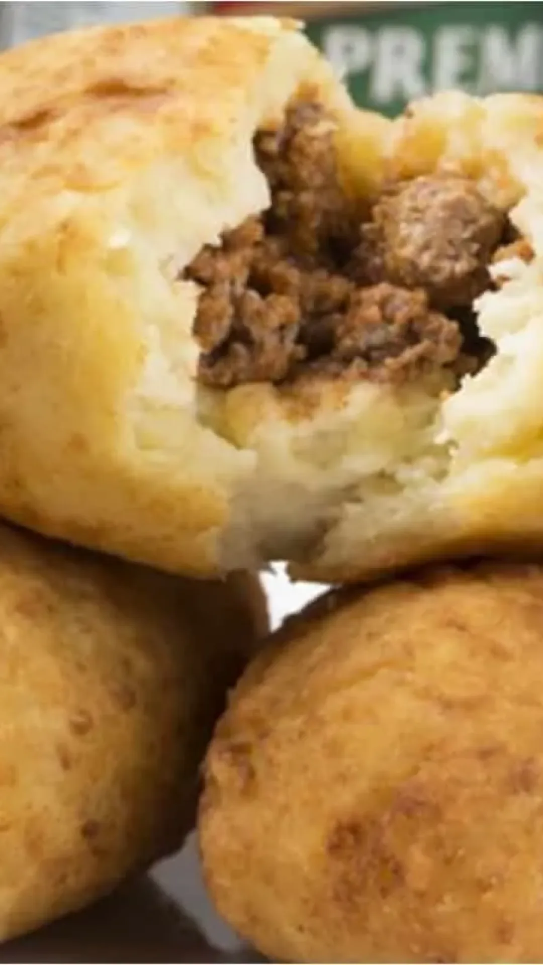 Bolinho de batata com carne moída receita tradicional igual fazem na roça