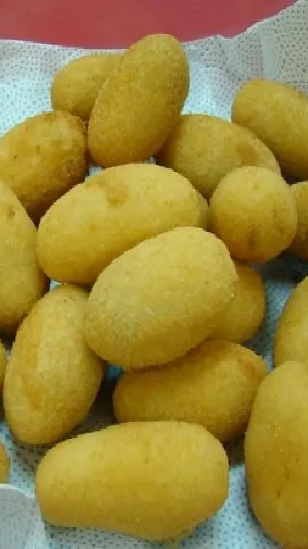 Bolinho de Mandioca Recheado