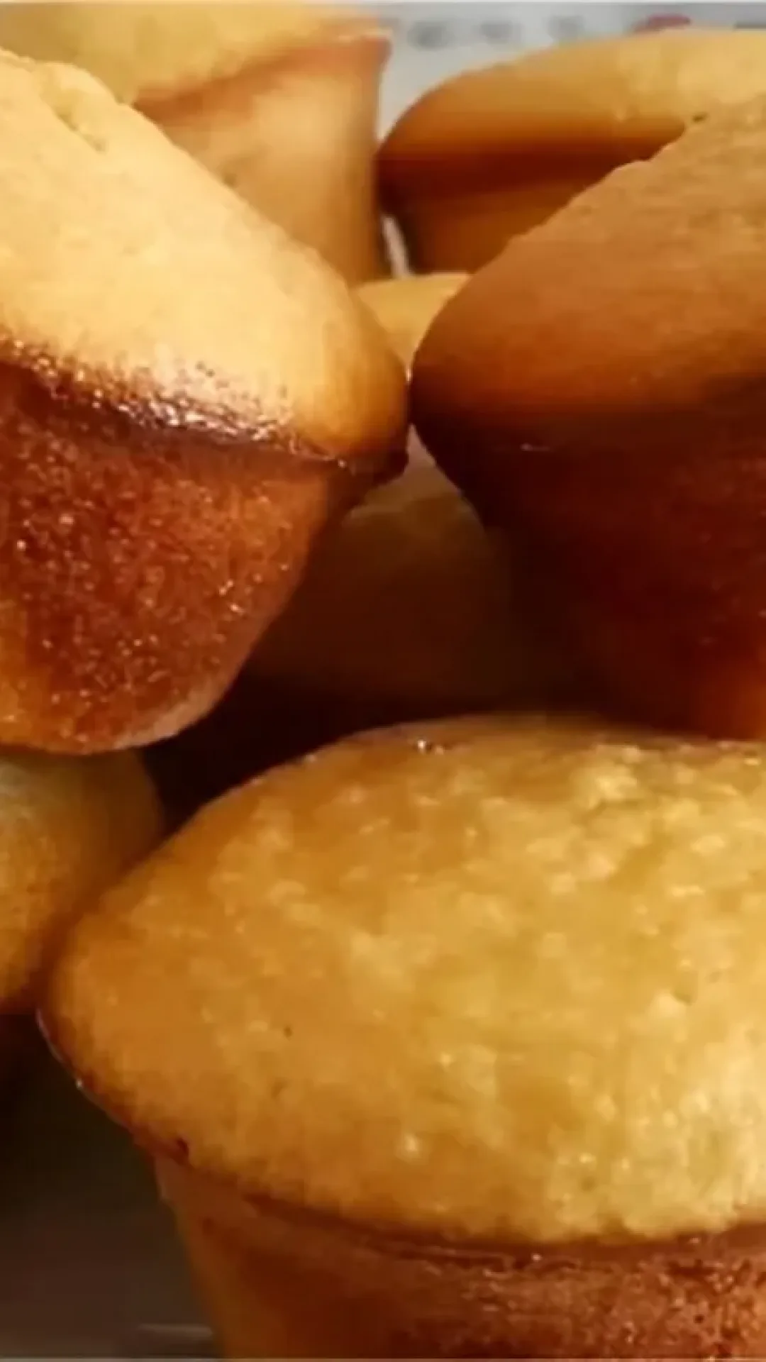 Bolinho de milho caseiro saudável fácil e prático para substituir o pãozinho no café da manhã