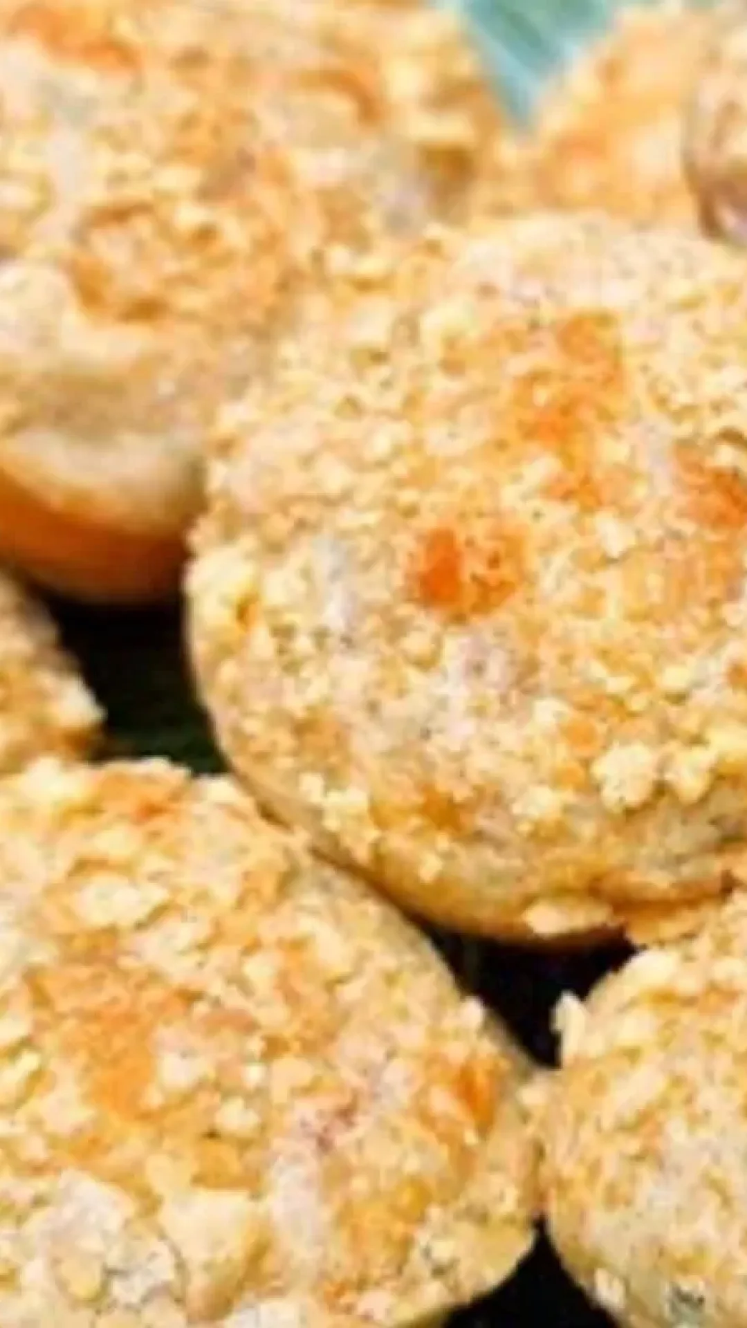 Bolinho salgado assado fácil e fofinho, uma ótima opção para o seu lanche da tarde