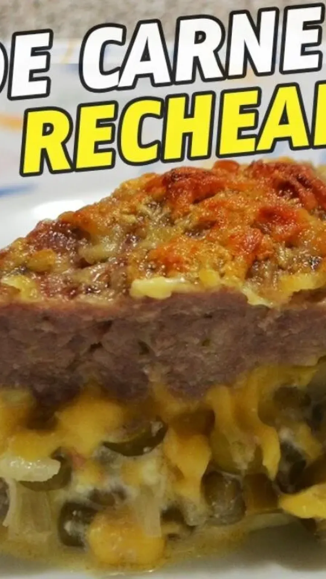 Bolo de carne moída recheado, que é uma refeição completa e vai surpreender todo mundo