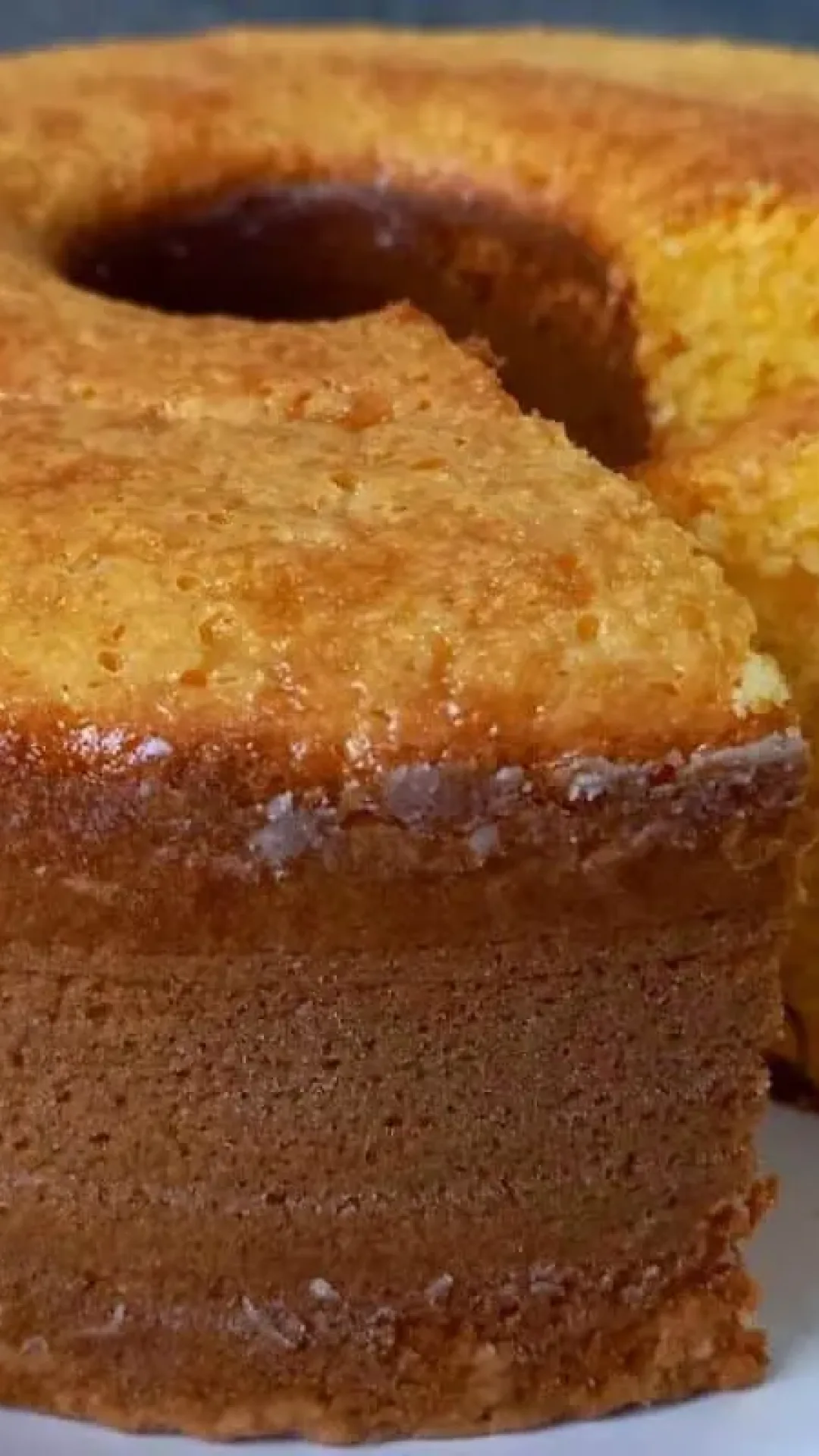 Bolo de flocão com creme de leite: uma receita maravilhosa para acompanhar um café quentinho