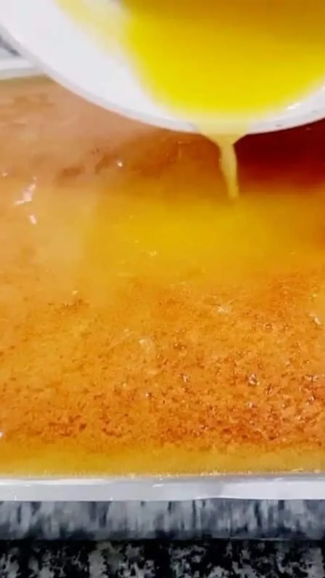 Bolo de fubá com laranja muito fofinho e com aquele gostinho divino de receita de casa de vó