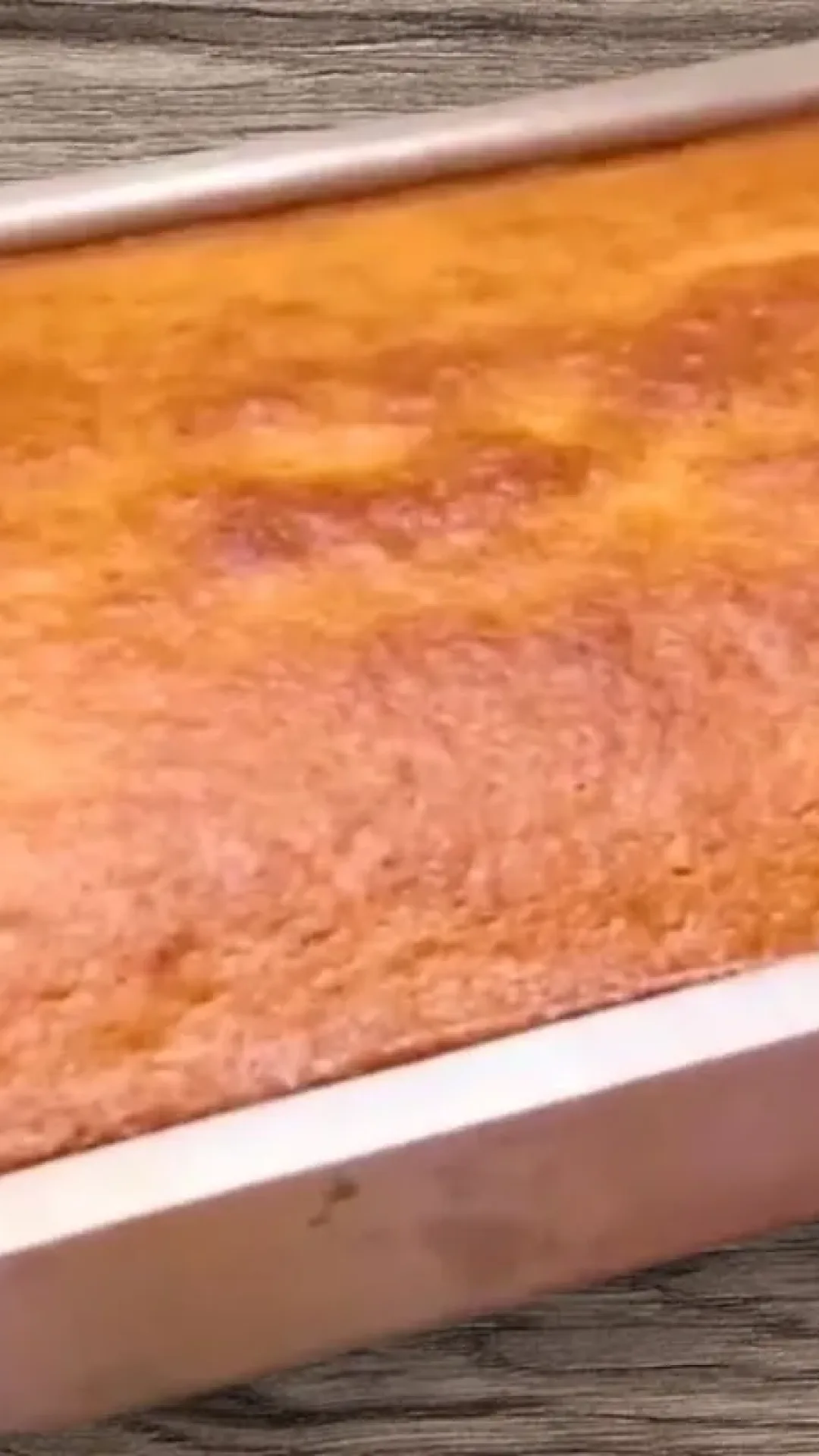 Bolo de fubá com mandioca: a combinação perfeita que resulta num bolo fofinho e macio