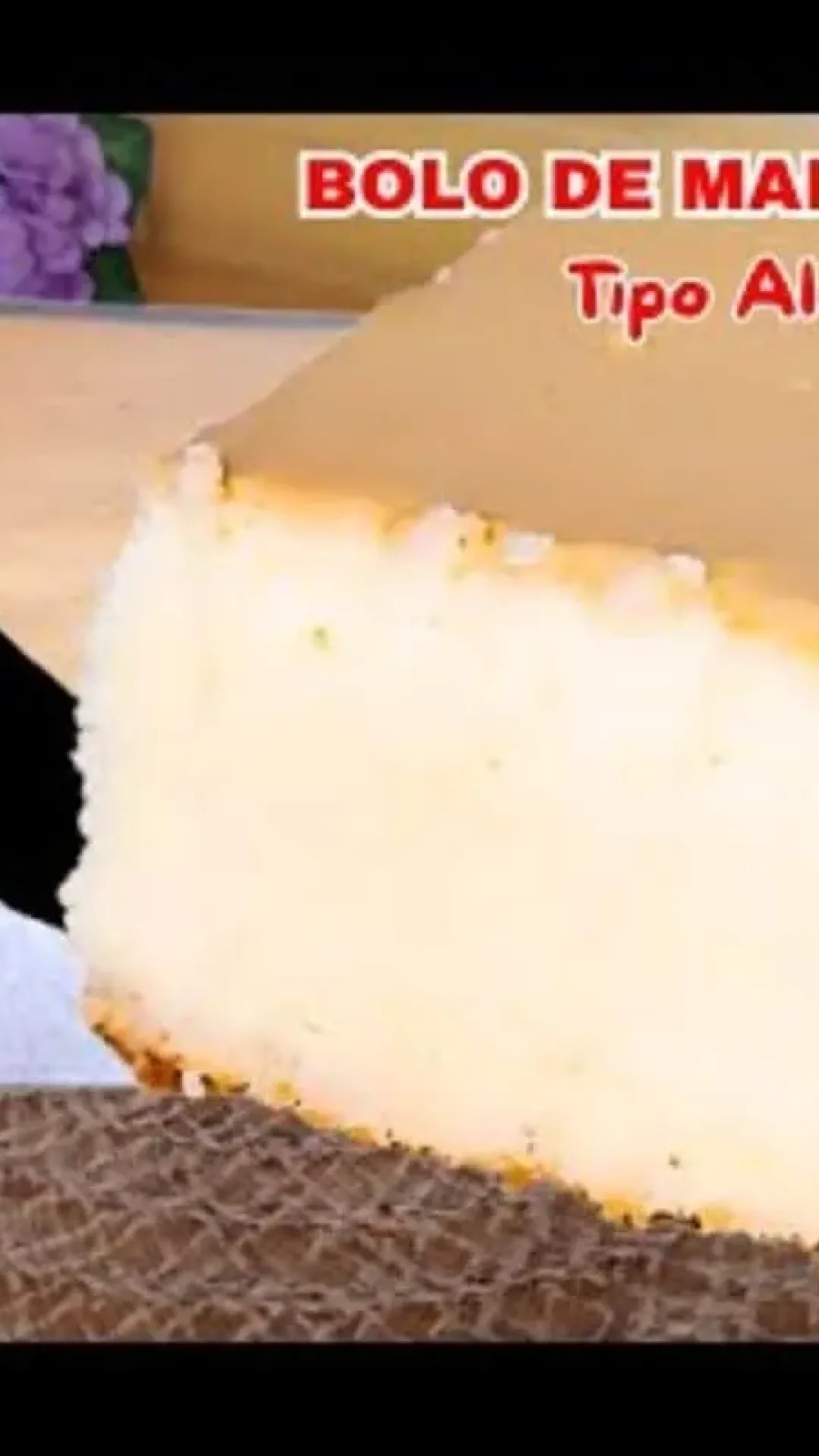Bolo de maizena leve e fofinho feito sem farinha, sem óleo e sem fermento