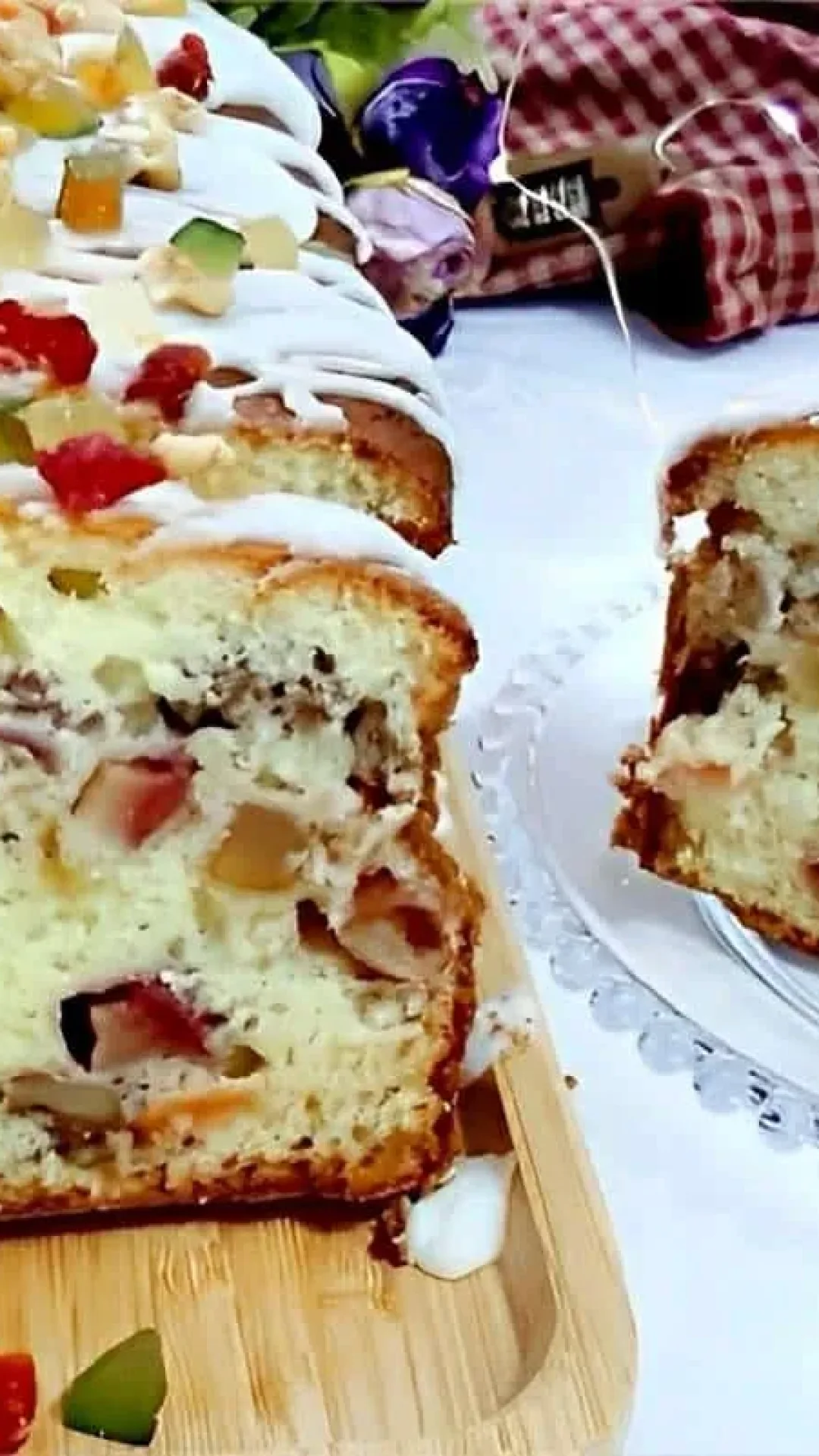 Bolo de natal perfeito para você servir na sua ceia e deixar sua mesa mais enfeitada