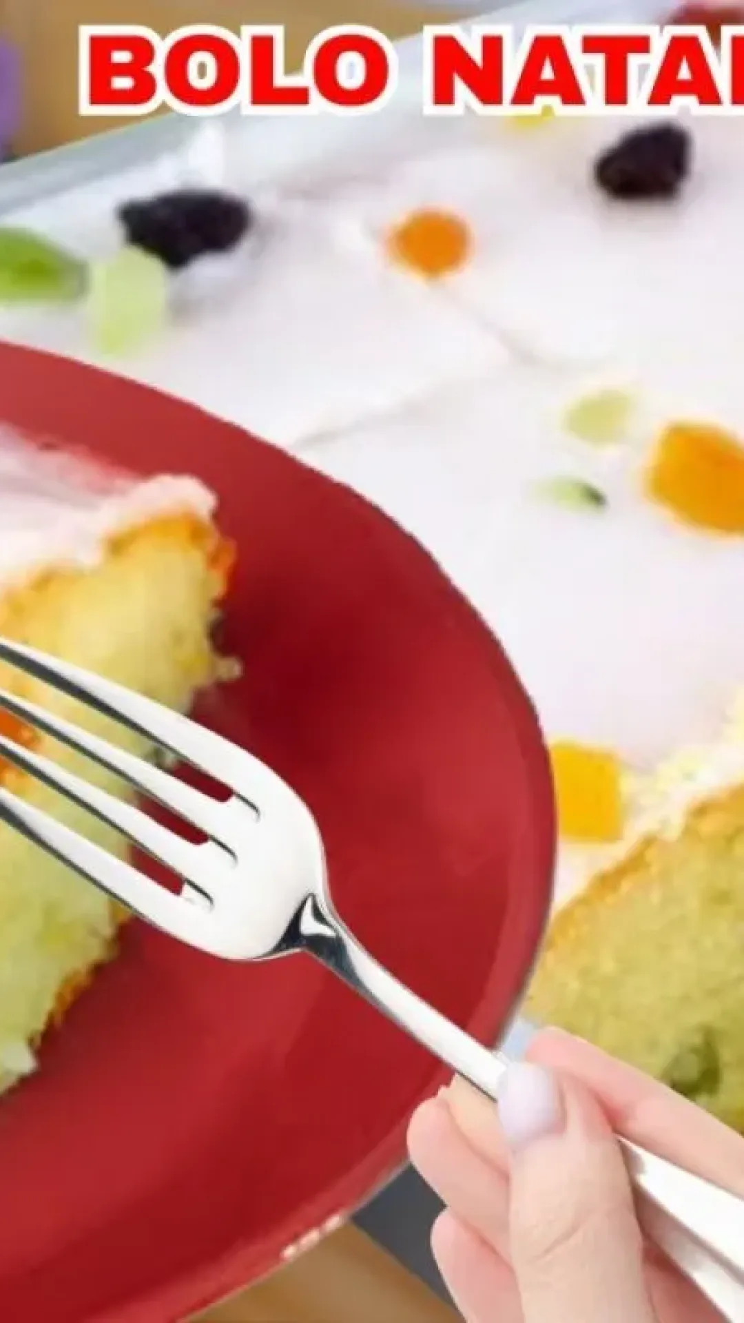 Bolo natalino simples: tudo no liquidificador, super simples de fazer e delicioso para a Ceia de Natal