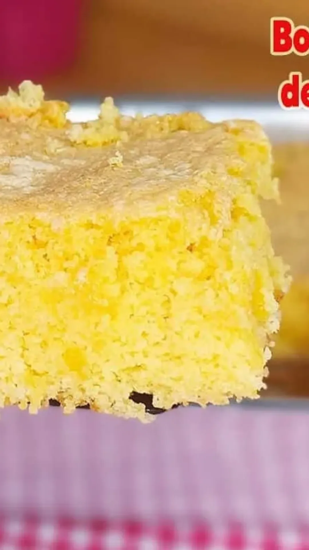 Bolo nuvem de fubá simples e delicioso feito com apenas 3 ingredientes