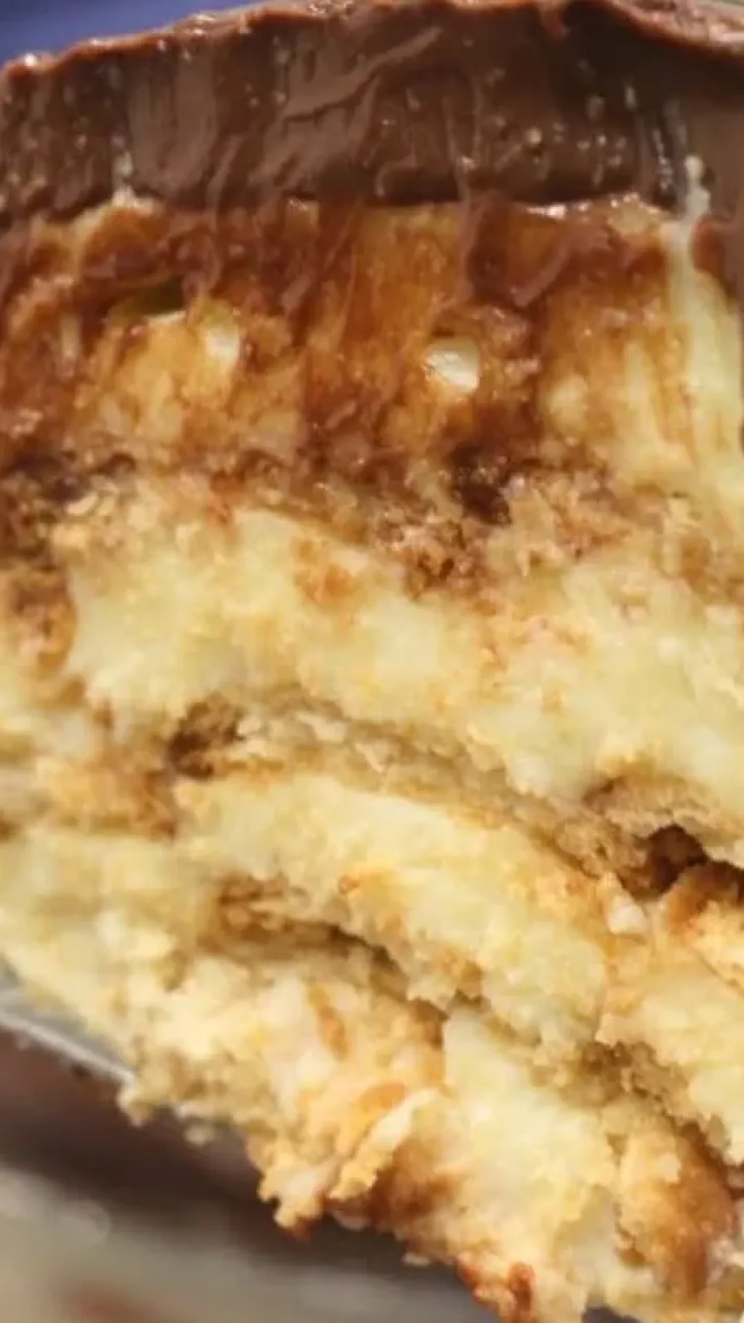 Bolo pavê de leite Ninho cremoso e fácil de montar, perfeito para dias especiais ou vender